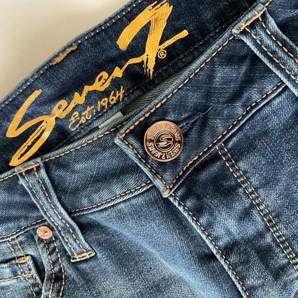 SEVEN 7 Women's Weekend Shorts NWT Size 6 - Picture 4 of 6